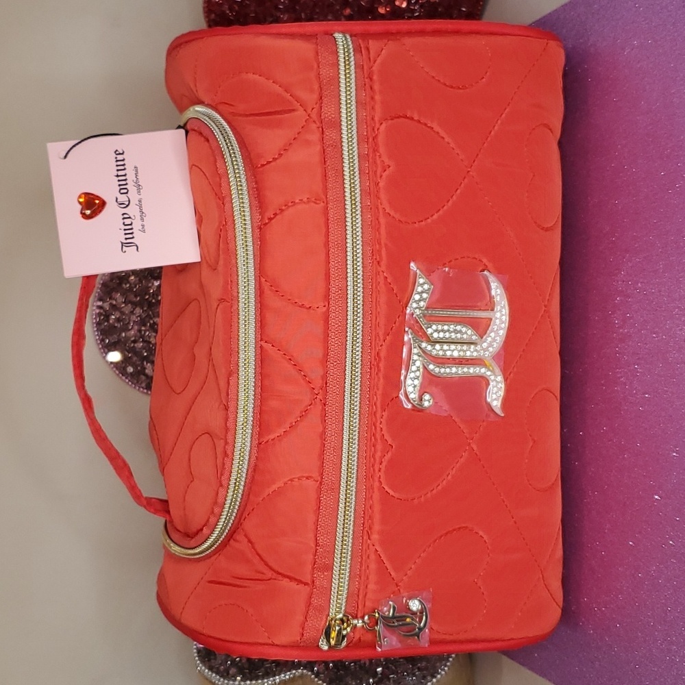 🎉HP🎉Juicy Couture ❤️NWT❤️ Red Travel Cosmetic Bag! ❤️❤️❤️
